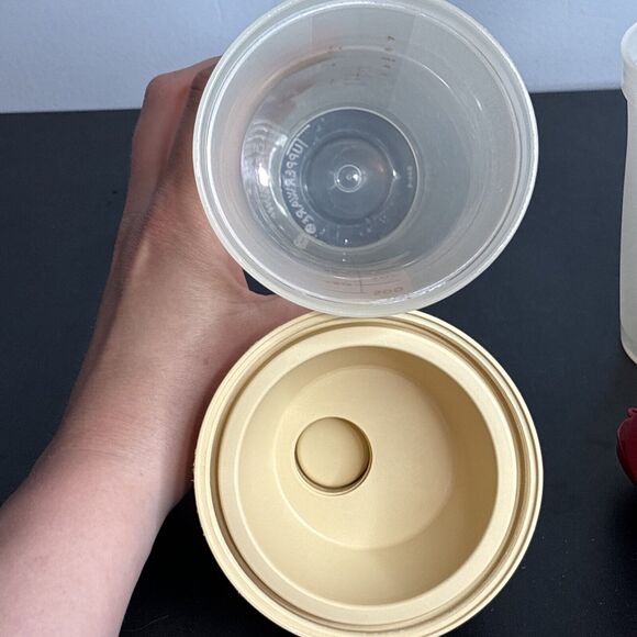 Tupperware Quick Shake Shaker Mixer Blender No Inserts - #844 #1900 Lot Of 2 - Picture 6 of 8